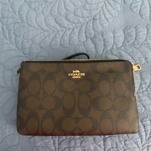 Coach wallet/wristlet